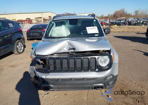 2020 Jeep Renegade Upland 4X4 из США, поврежденный, VIN ZACNJBAB9LPL89716